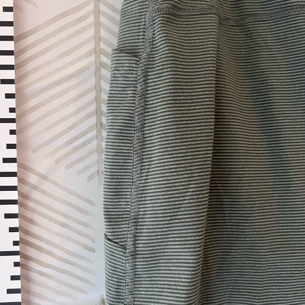 Green skort - Picture 8 of 9